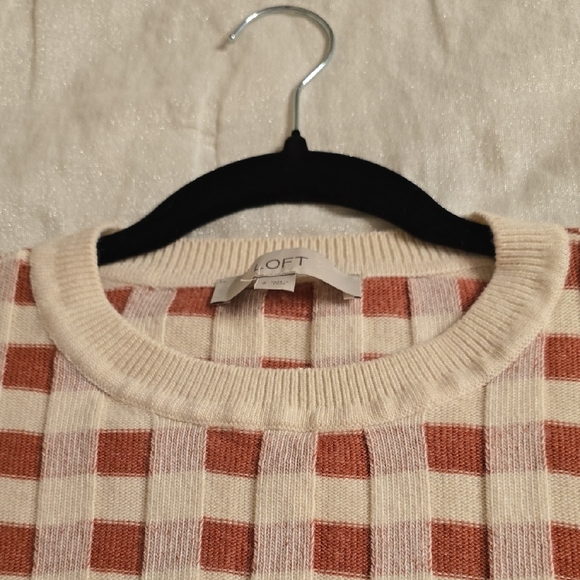 Wool LOFT Cream and Red Checkered Sweater - Picture 12 of 15